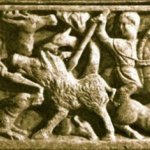 /oeuvres-antiques/fr/carrousel-detail/fragment-de-sarcophage-br-scene-de-chasse-aux-sangliers